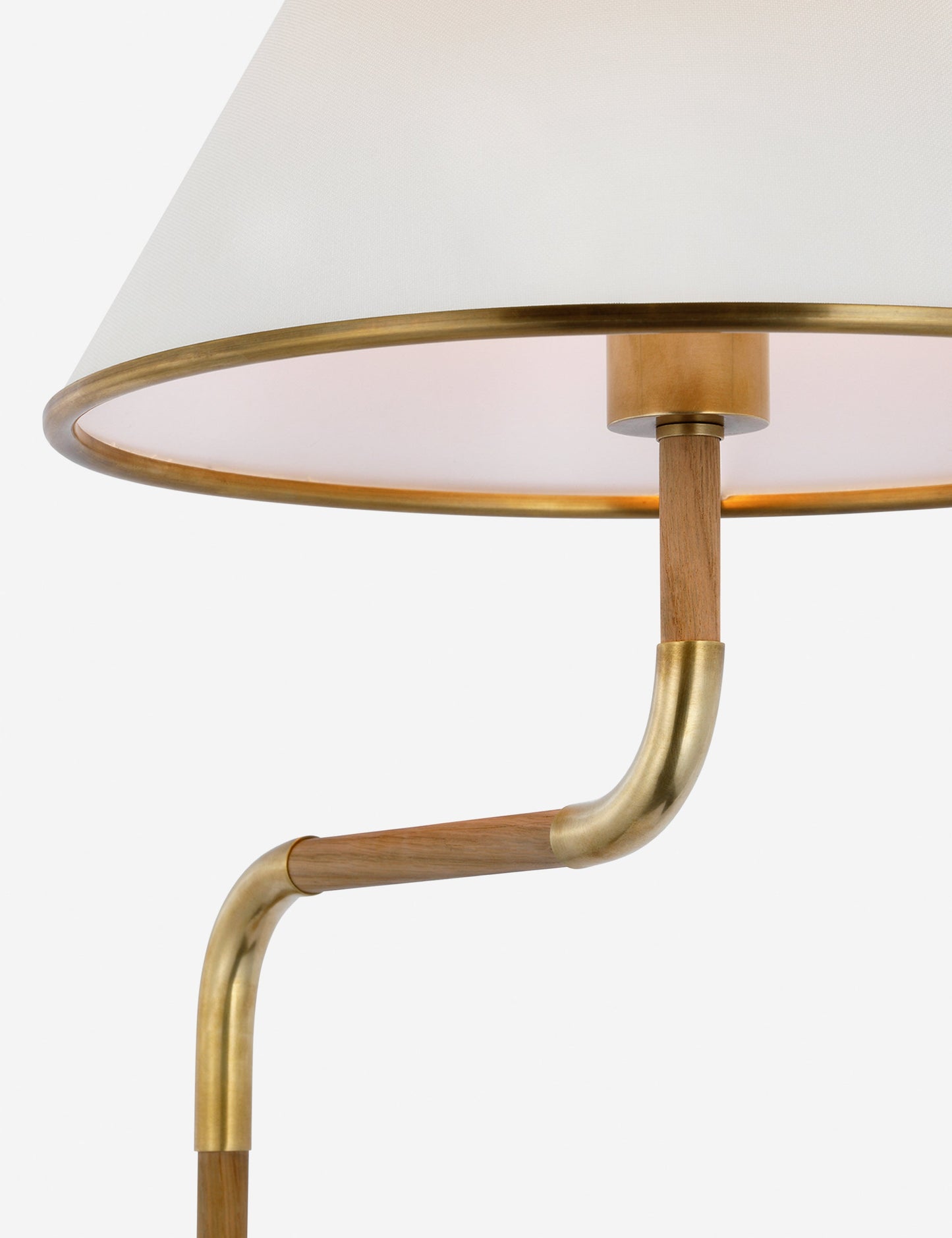 Lindholm Floor Lamp