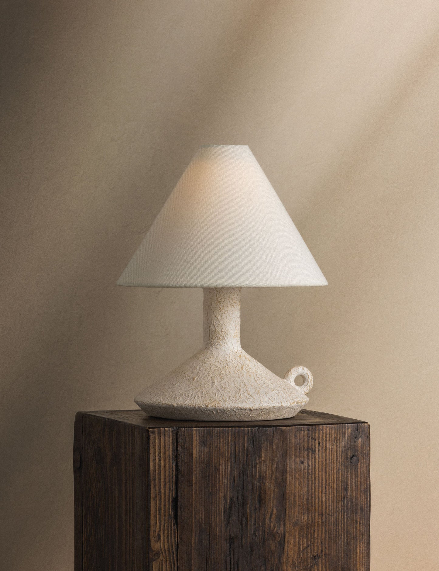 Hargrove Cordless Table Lamp
