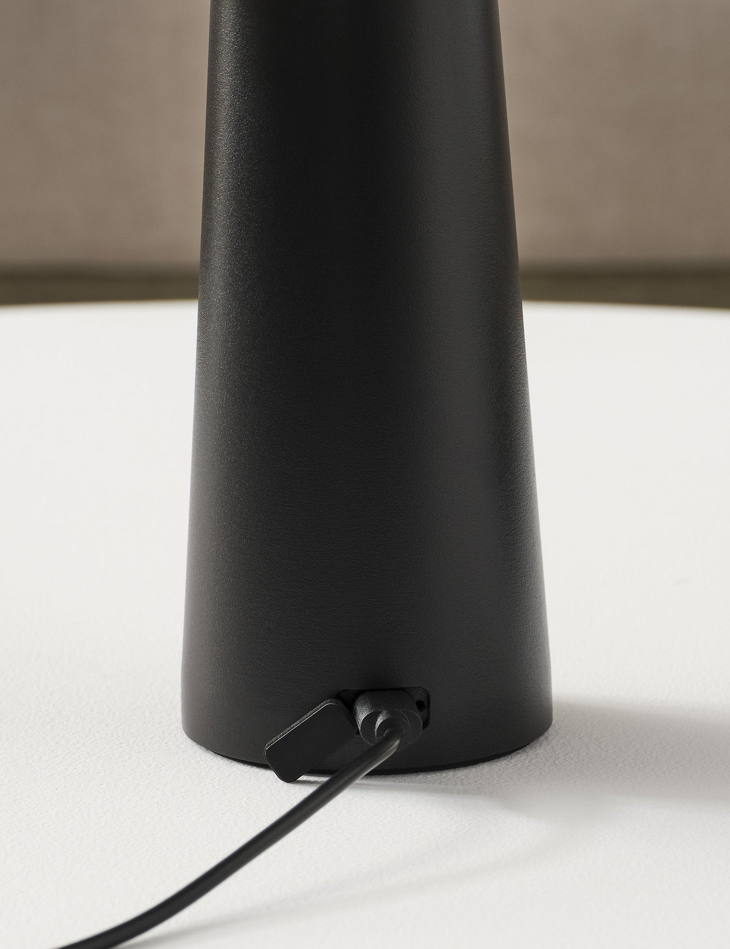 Sanger Mini Cordless Table Lamp