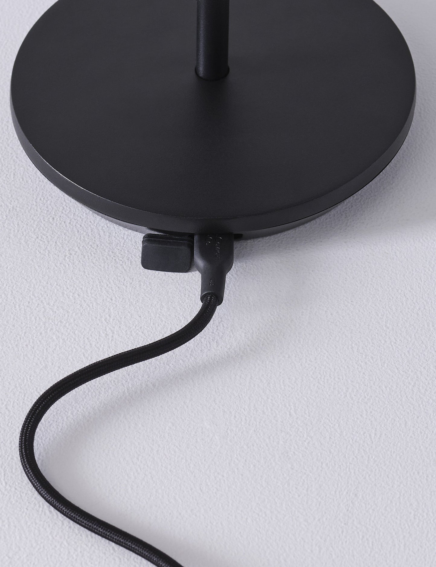 Carla Cordless Table Lamp