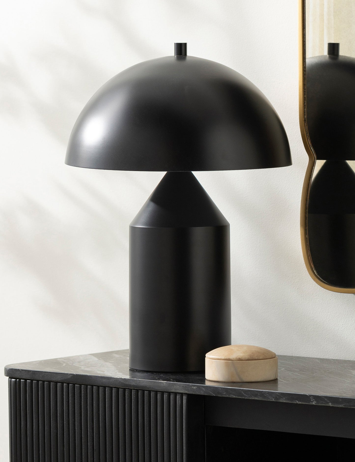 Ezri Table Lamp